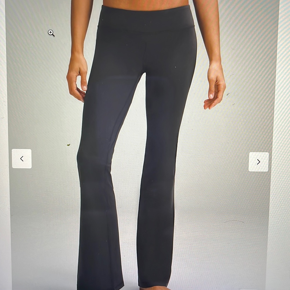 Lululemon Align Low-Rise Flared Pant 32.5 “